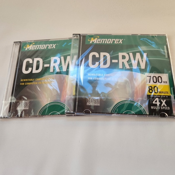 Memorex - CD-RW - 700 MB - 80 Mm - 4x -Mulri Speed - 2 Discs - Picture 1 of 7